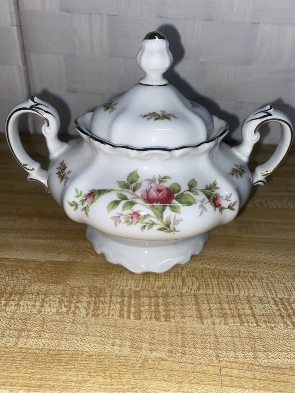 Johann Haviland - Moss Rose Traditions Sugar Bowl w/ Lid Bavaria Germany China
